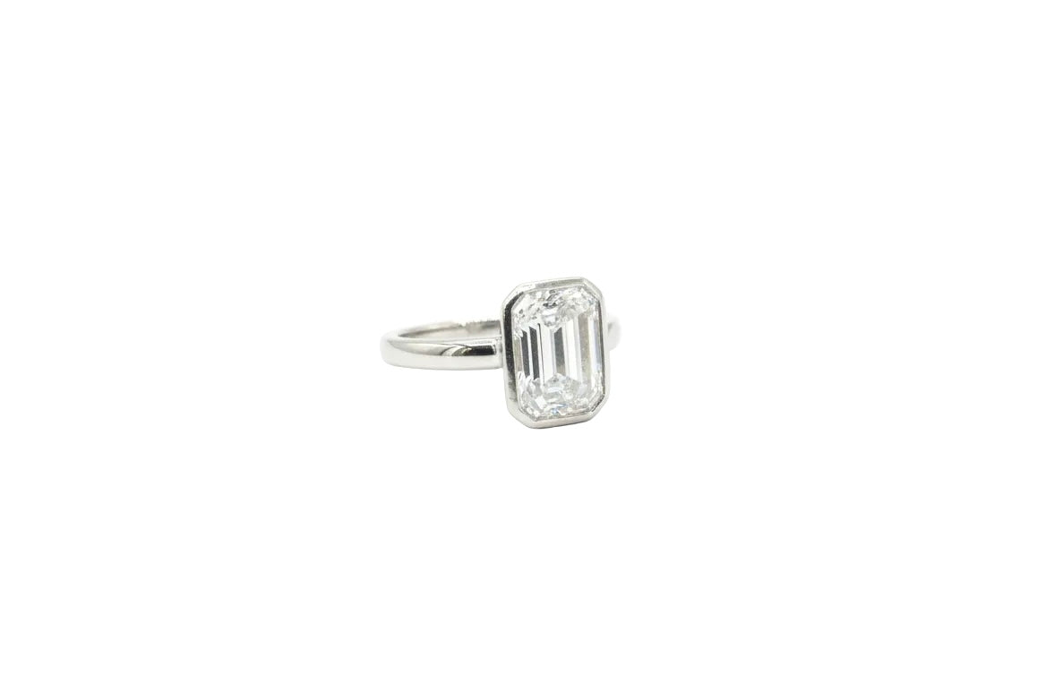2.71ct Emerald Platinum Diamond Ring