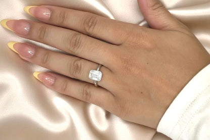 2.71ct Emerald Platinum Diamond Ring